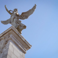 Jeanne Mance, Montreal, La renomee, the renown, rumours, statue, angel, blue sky, beautiful, tams, http://wetravleandblog.com